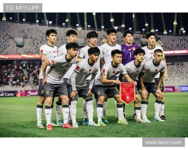 U20国青抵达热身现场全北现代一线队迎战在即 U20国青抵达热身现场全北现代一线队迎战在即