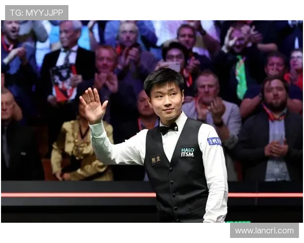 斯诺克国际锦标赛赵心童惊险逆转雷佩凡打进十六强成功晋级赛场表现亮眼