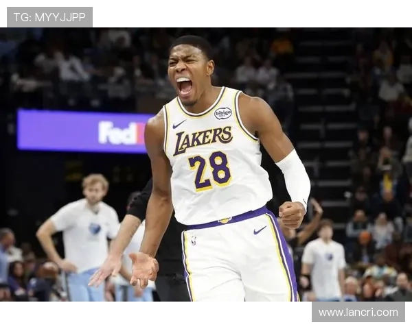 湖人双子星联手砍62分 轻松击败黄蜂取得胜利